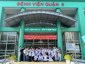 Sinh viên K13 Trường Cao đẳng Y khoa Phạm Ngọc Thạch thực tập tại bệnh viện quận 6